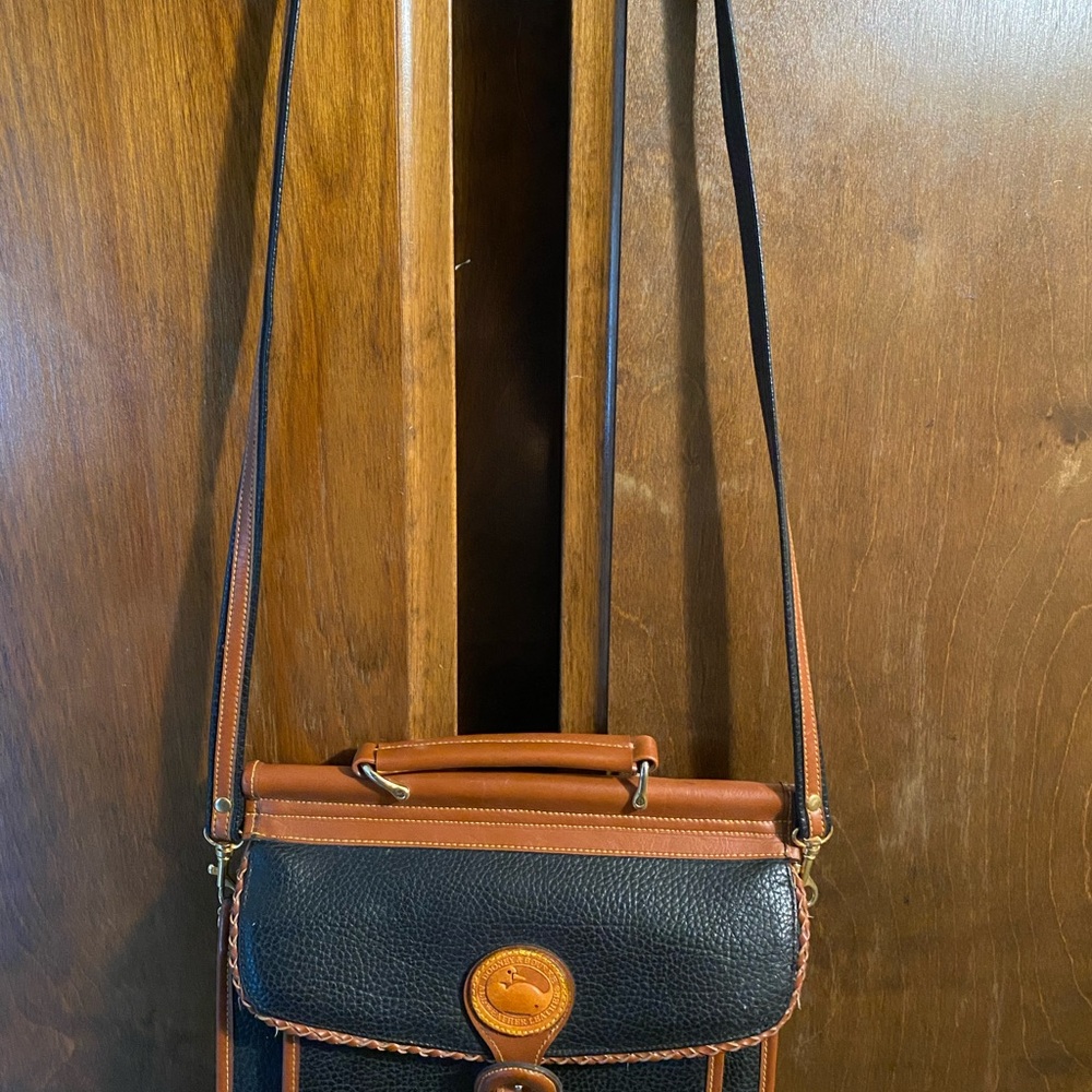Dooney & Bourke vintage handbag purse black brown